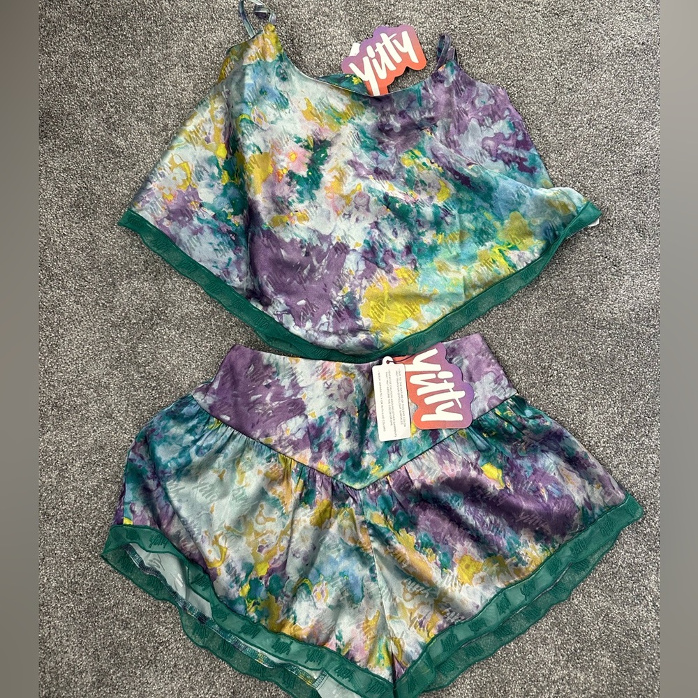 Yitty Fabletics Pajama set